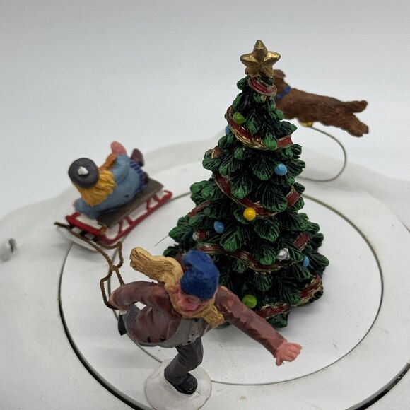 Lemax Coventry Cove Racing Rover Sled Tree Christmas 2006 Lights Only READ - Picture 3 of 16